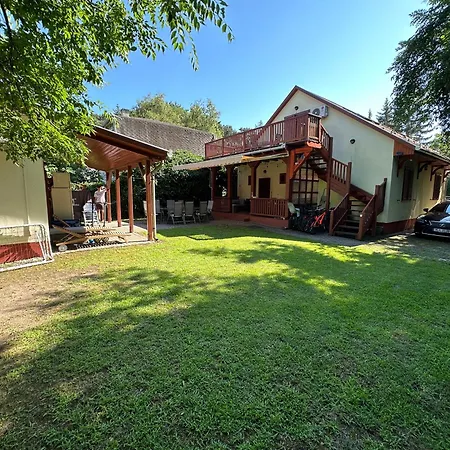 Family Apartment *